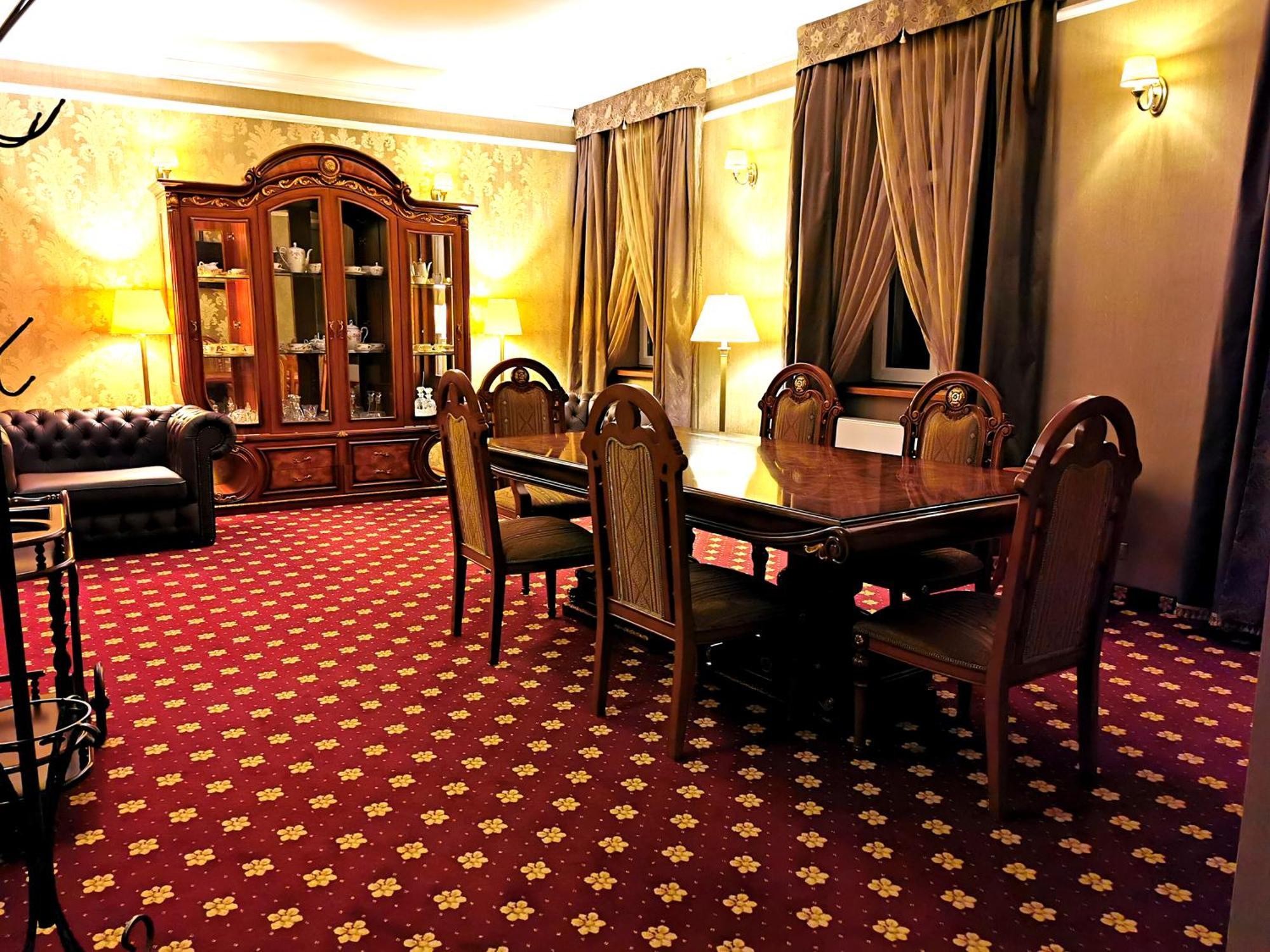Komoda Club Residence Kaliszki Δωμάτιο φωτογραφία