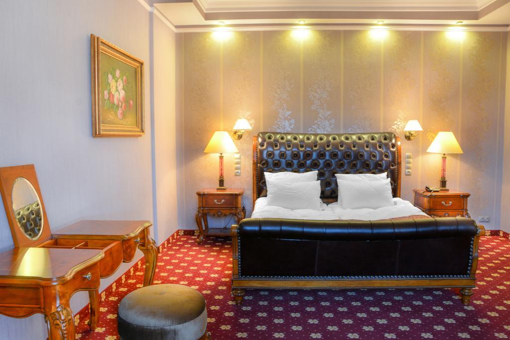 Komoda Club Residence Kaliszki Δωμάτιο φωτογραφία