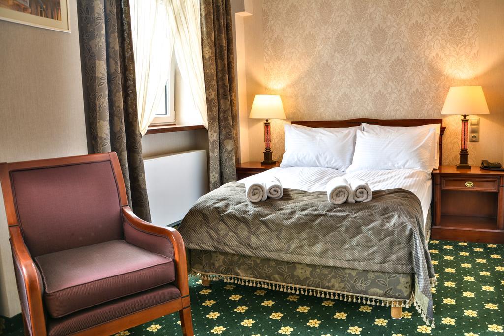 Komoda Club Residence Kaliszki Δωμάτιο φωτογραφία