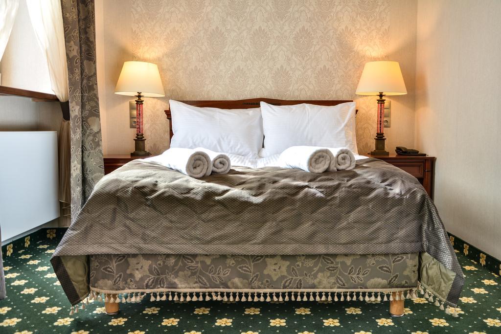 Komoda Club Residence Kaliszki Δωμάτιο φωτογραφία